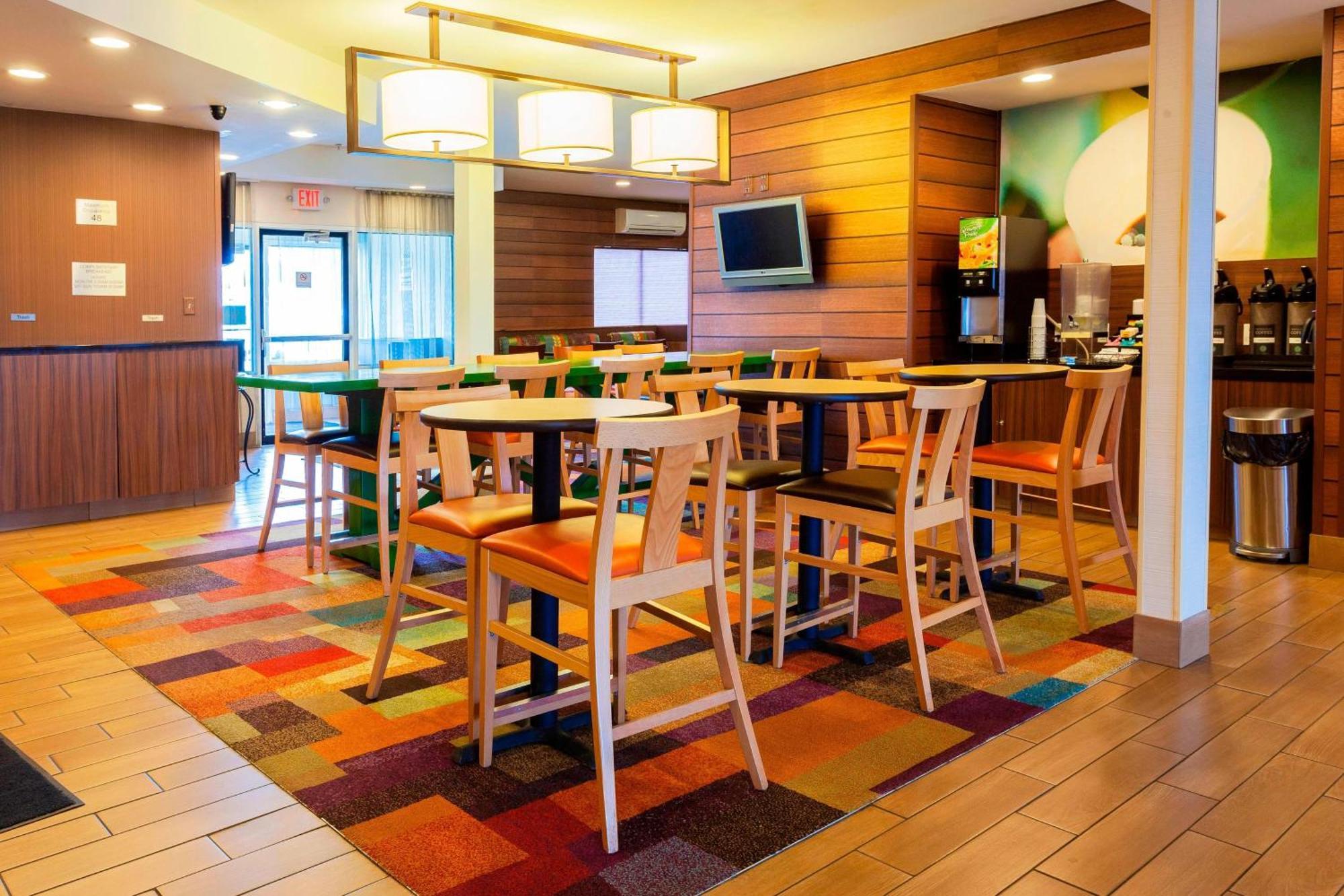 Fairfield Inn By Marriott Ponca City Экстерьер фото