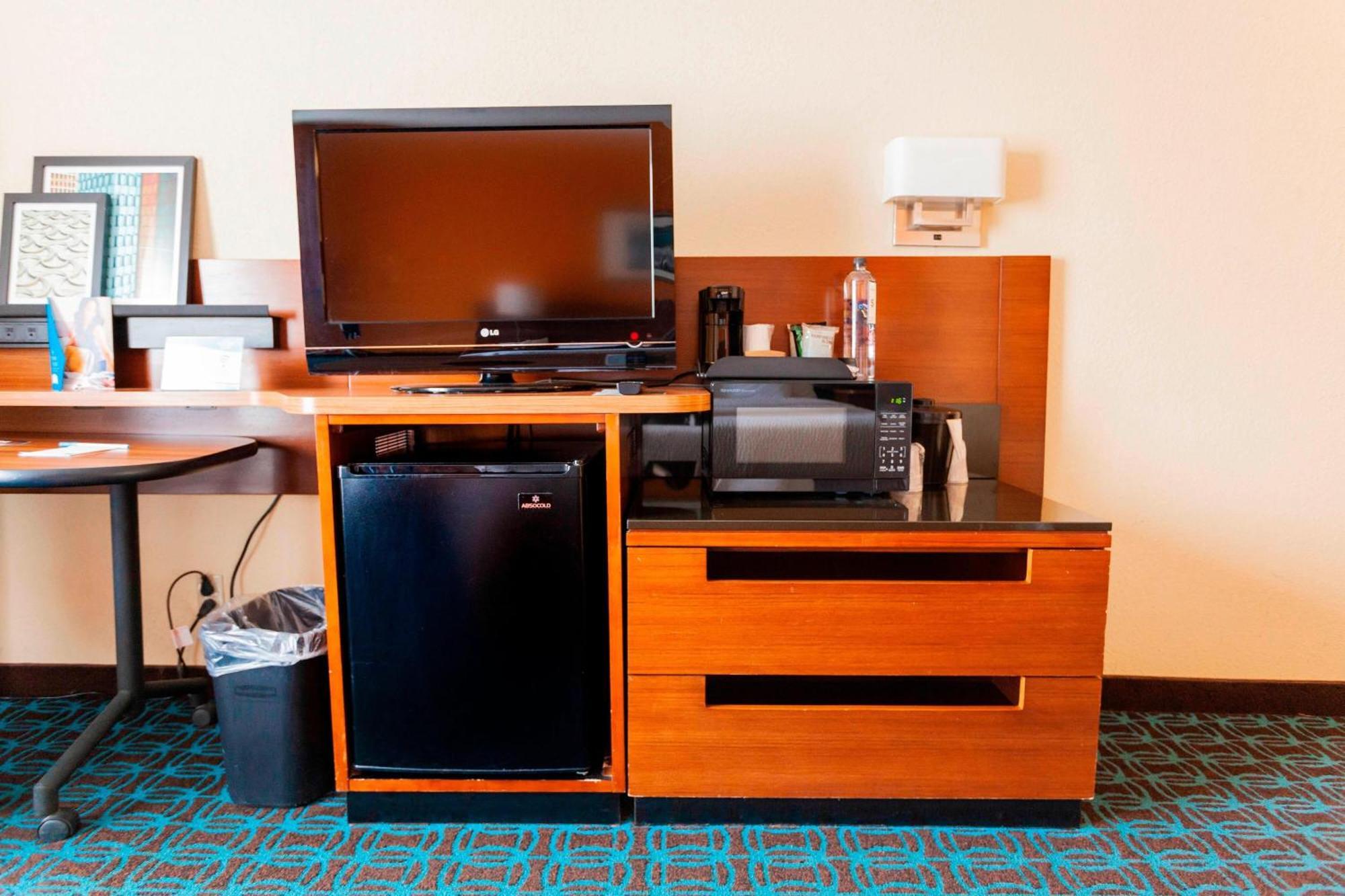 Fairfield Inn By Marriott Ponca City Экстерьер фото