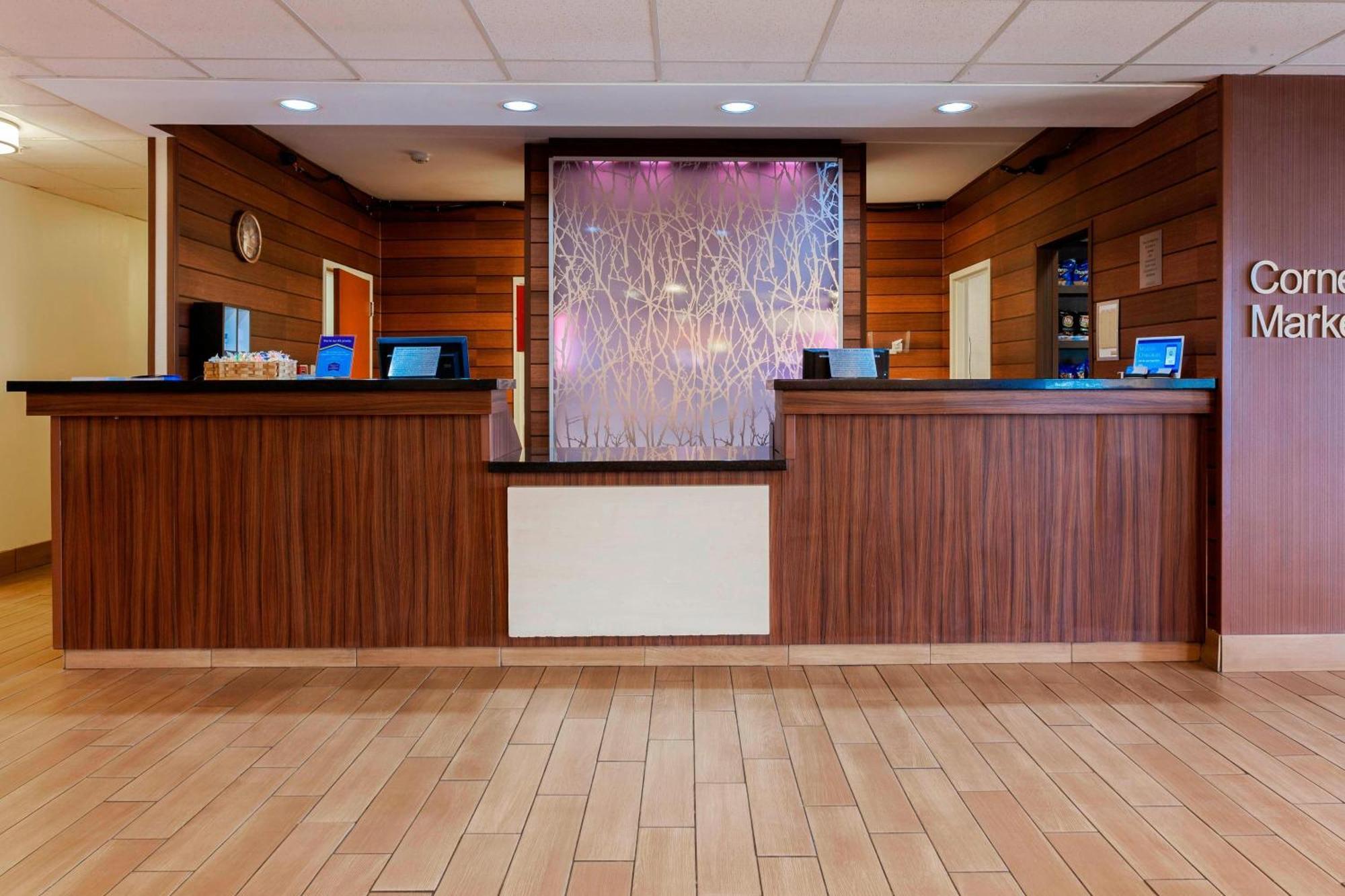 Fairfield Inn By Marriott Ponca City Экстерьер фото
